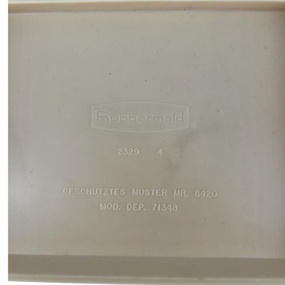 Vintage 1970s Rubbermaid Ironing Storage Organizer Ironing Board Holder Almond - Picture 3 of 7